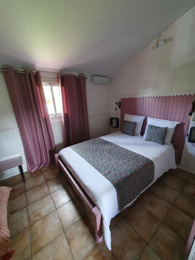Chambres Et Table D'Hote Les Hortensias La Plaine des Cafres ภายนอก รูปภาพ